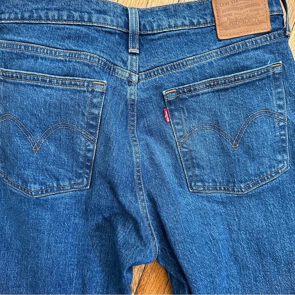 Levi’s Wedgie Jeans - Picture 7 of 7